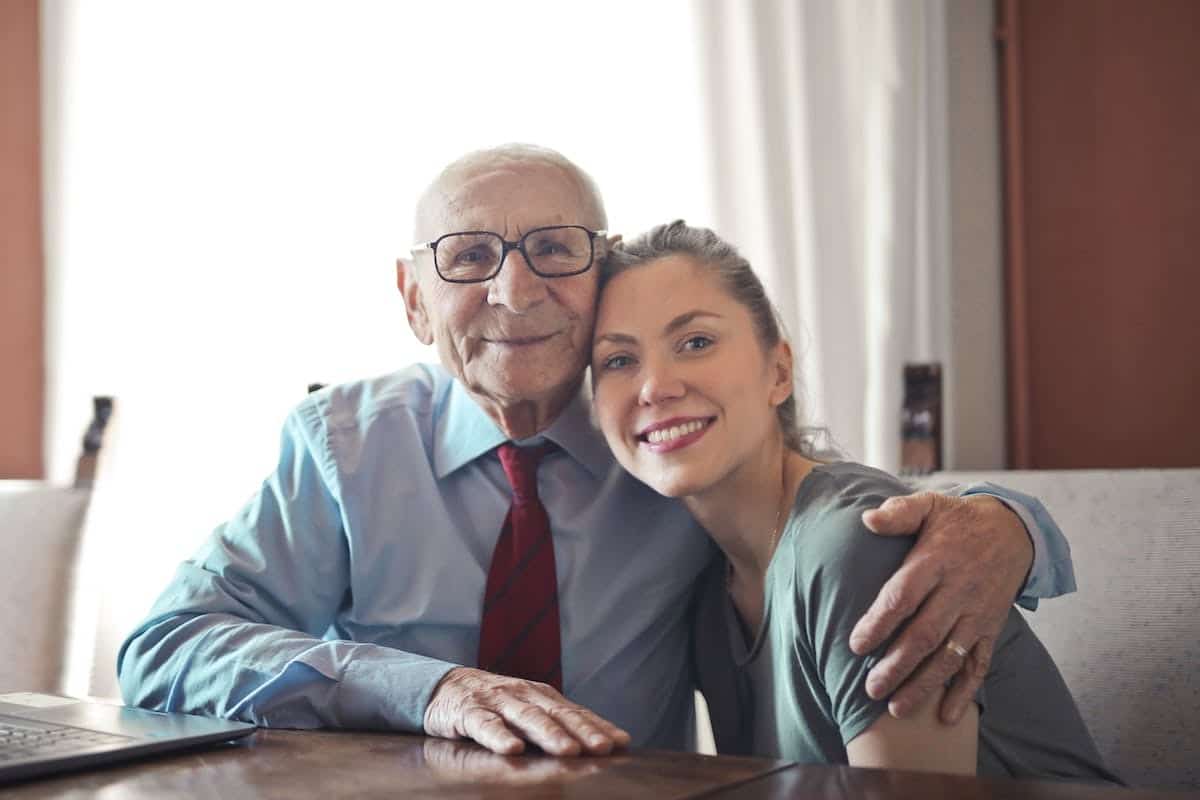senior gardiennage